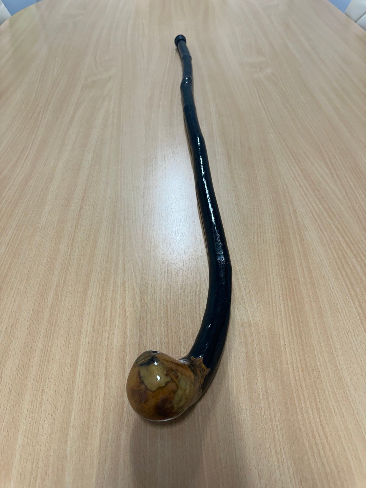 Black-Painted Twisted Hazel Walking Stick with Large Grip – 100cm