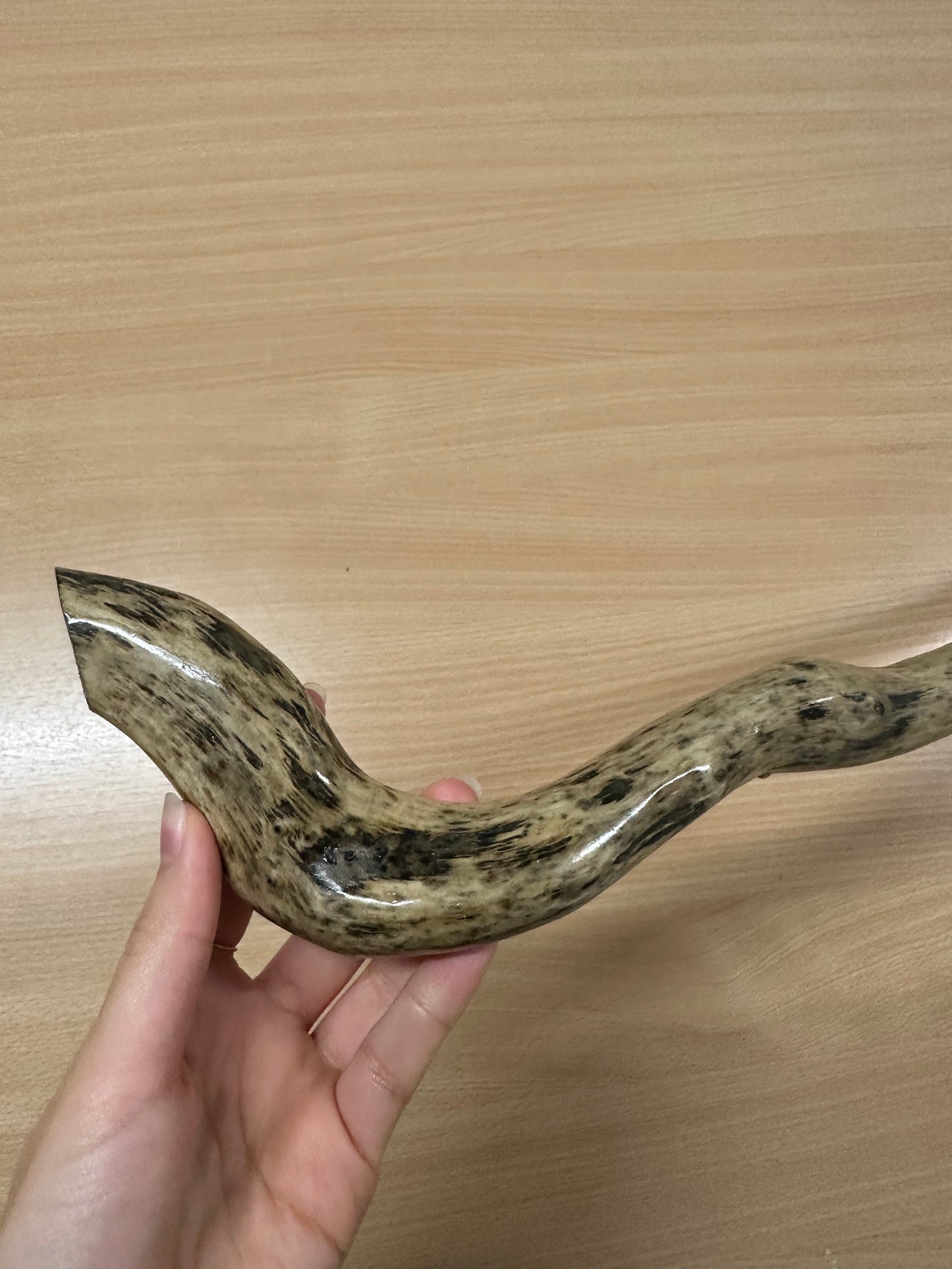 Speckled Hazel Walking Stick with Twisted Top – 95cm