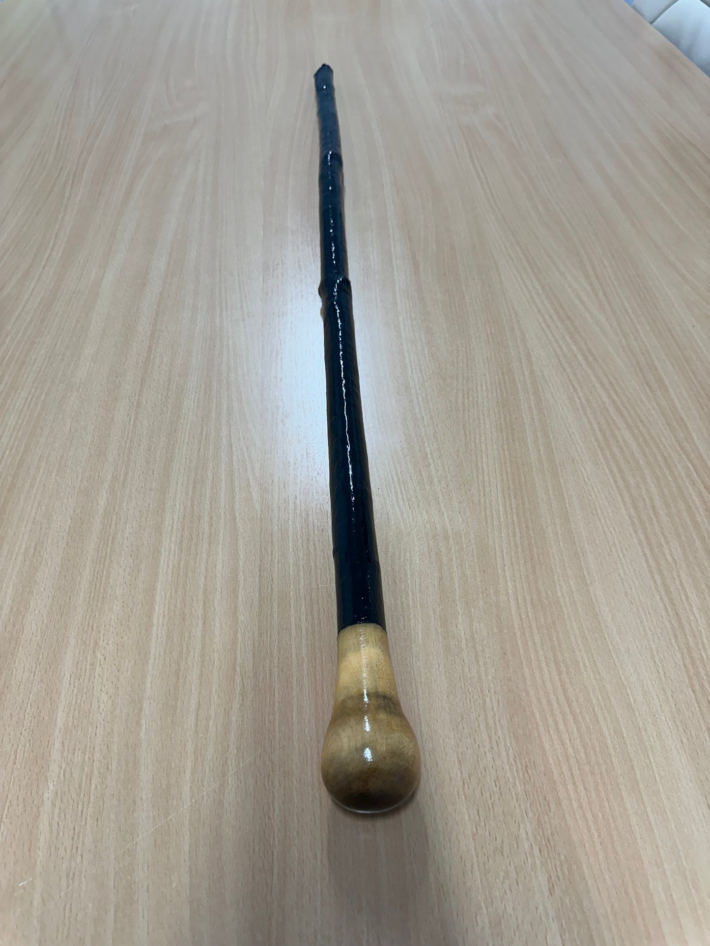 Two-Piece Bulb Handle Blackthorn Stick – 100cm