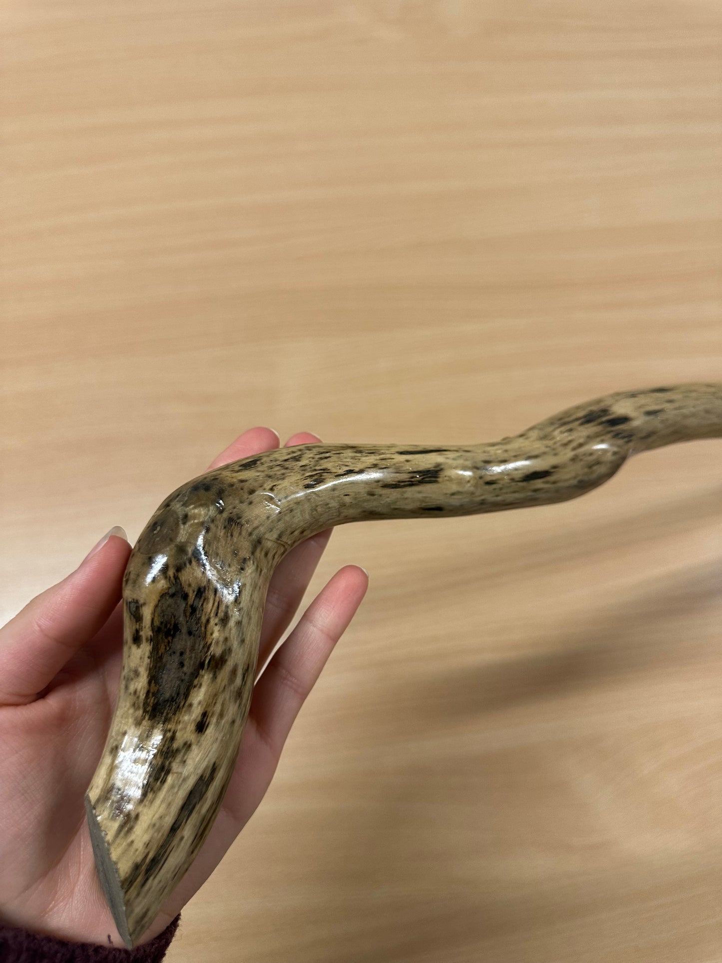 Speckled Hazel Walking Stick with Twisted Top – 95cm