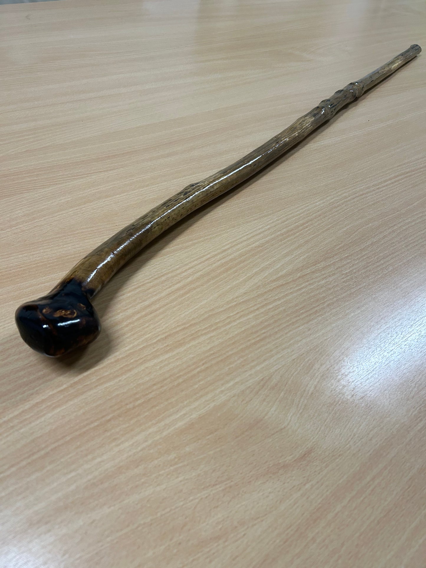 Hazel Walking Stick with Rugged Shaft & Dark Top – 102cm