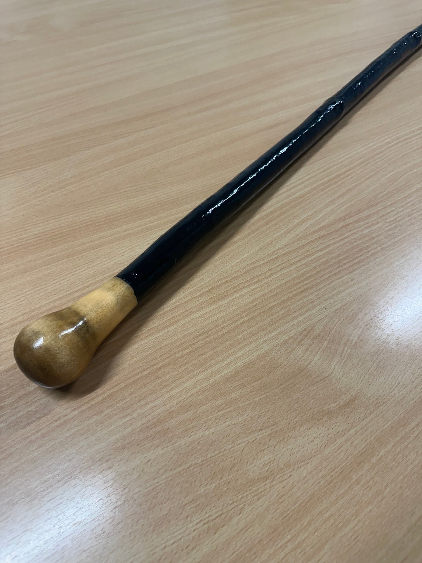 Two-Piece Bulb Handle Blackthorn Stick – 100cm