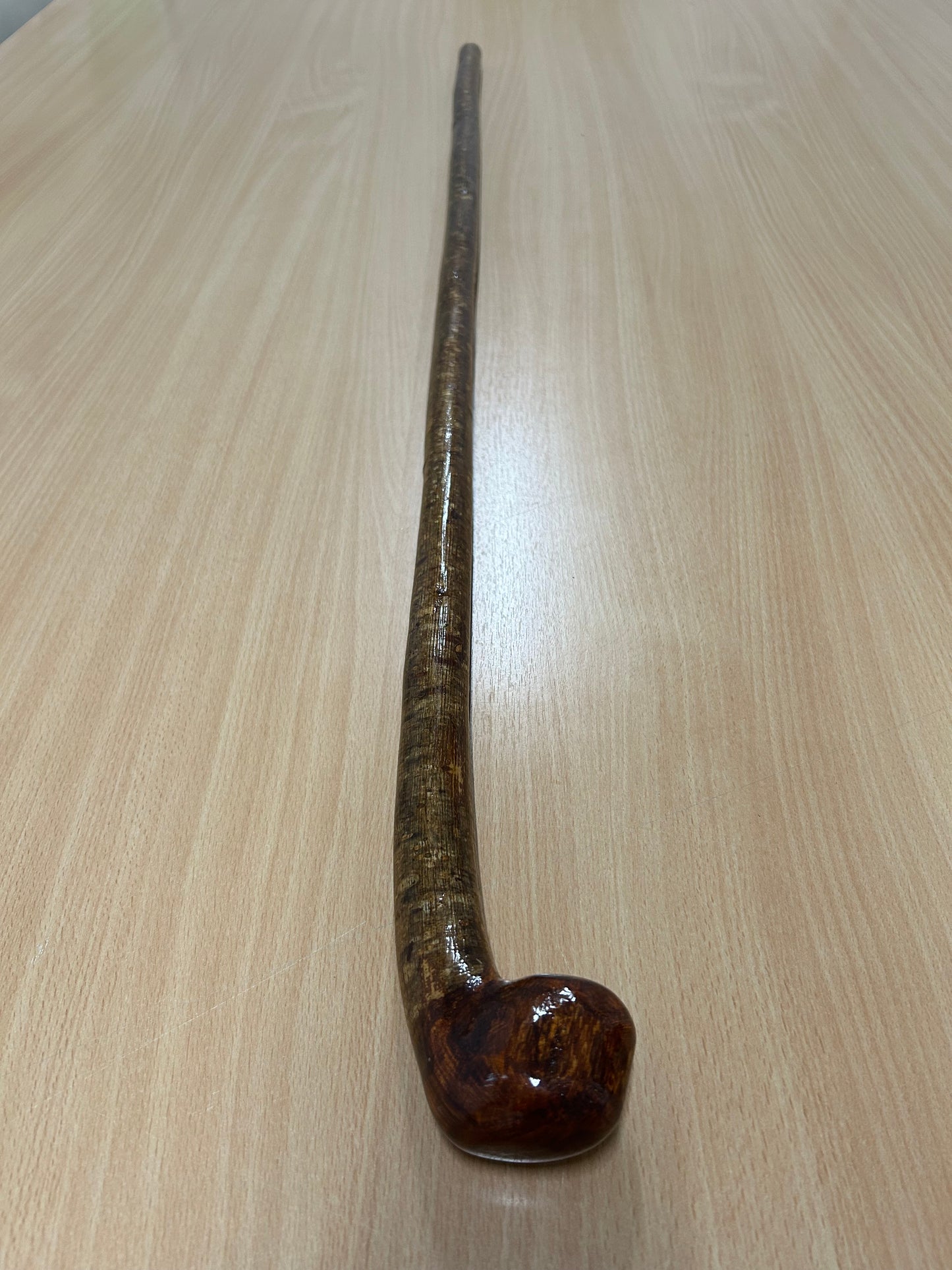 One-Piece Hazel Walking Stick with Small Handle – 105cm