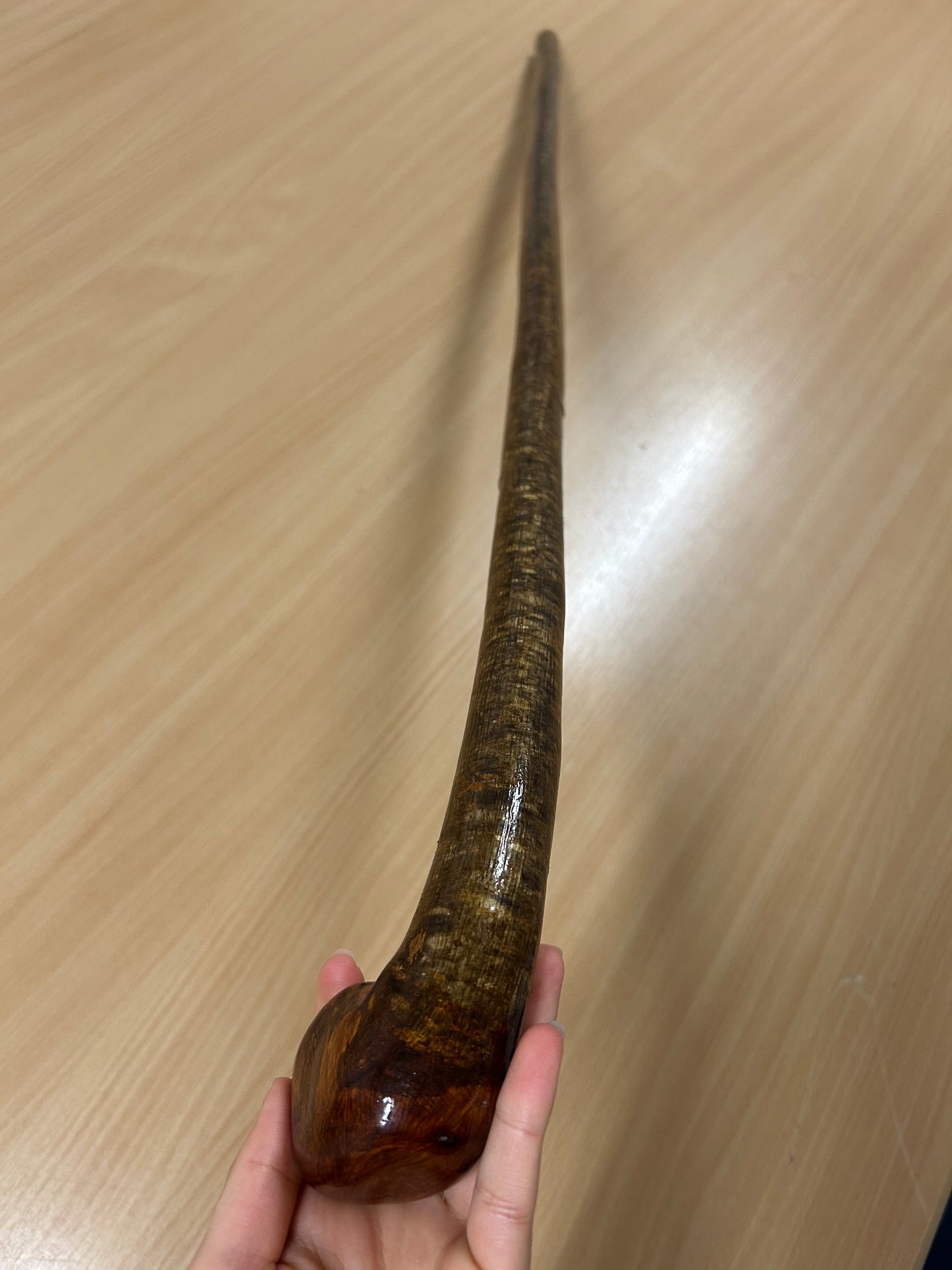 One-Piece Hazel Walking Stick with Small Handle – 105cm