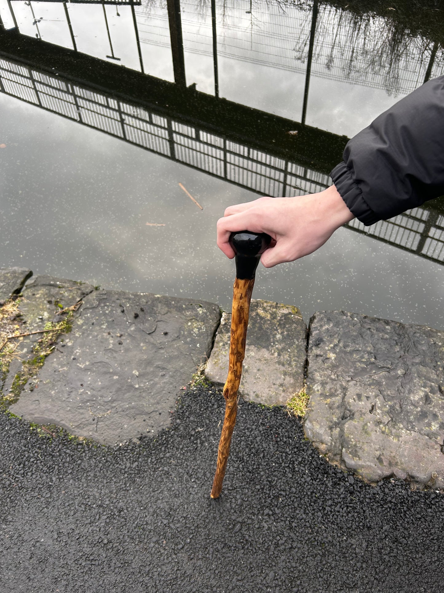 Hazel Stick with bulb handle – 95 cm (37”)