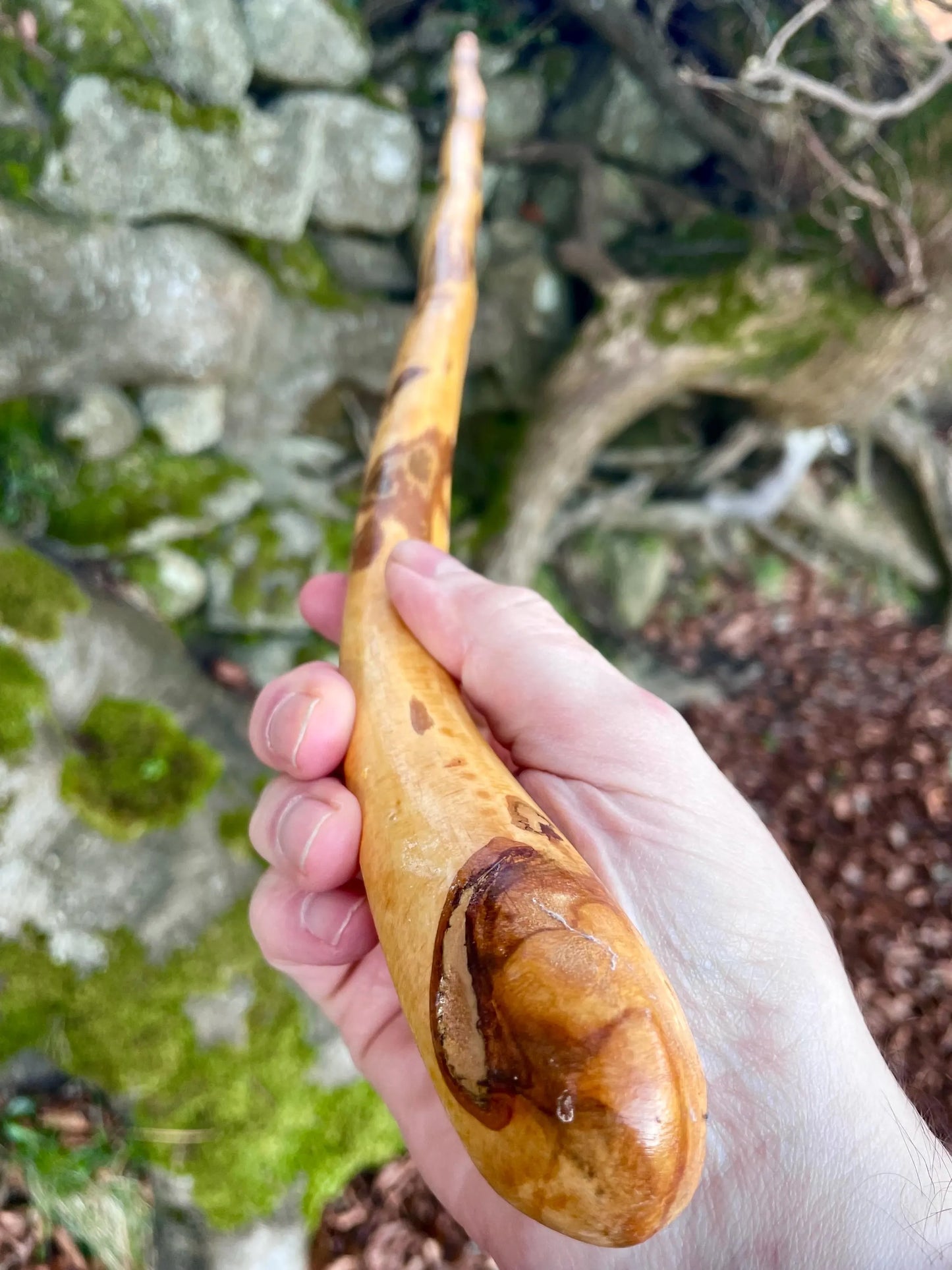 Beautiful Irish walking stick in Hazel with copper ending